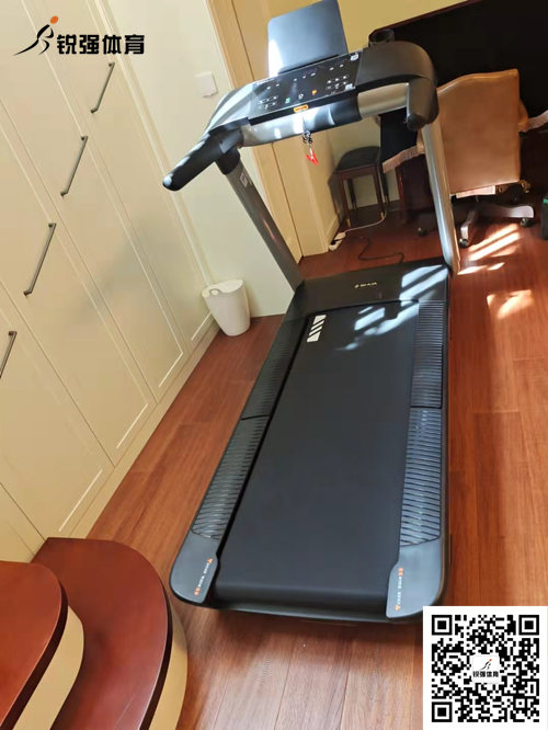 开云（中国电竞） Kaiyun,济南省体旗舰店客户-跑步机T6700-T3